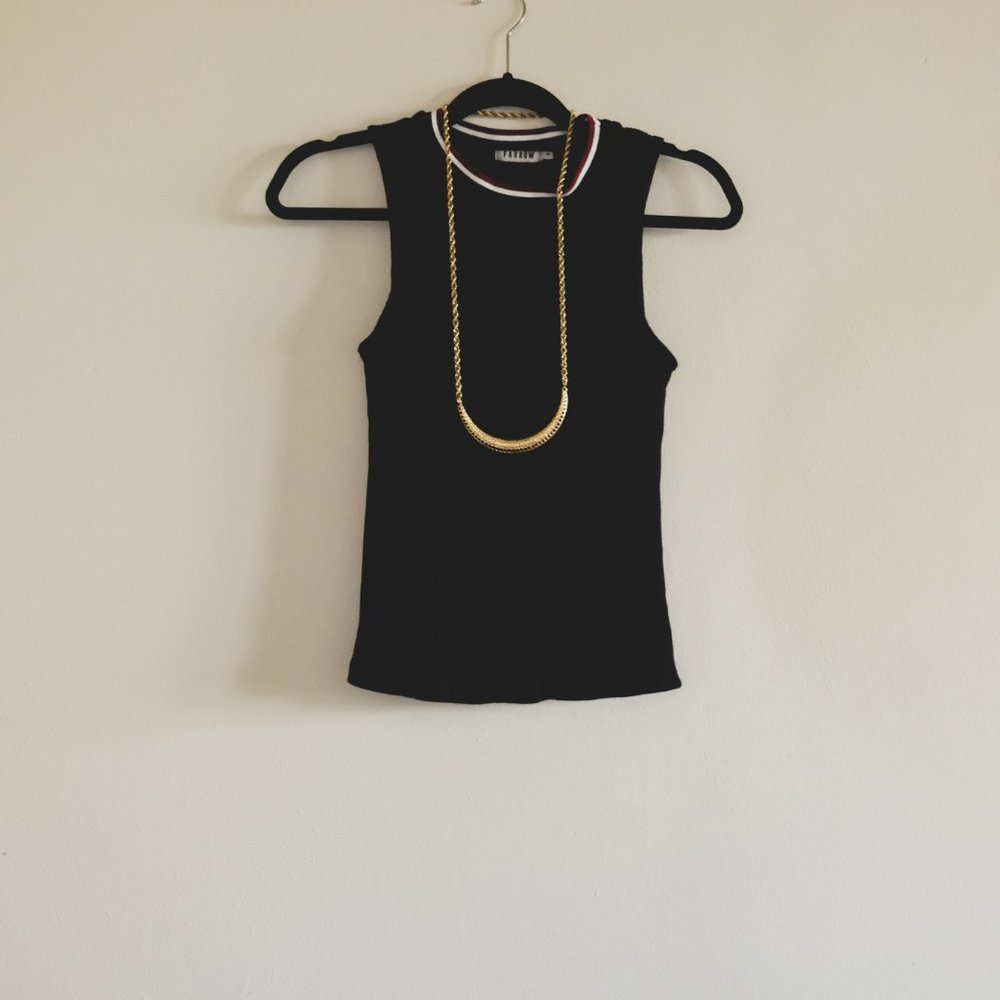 Cute Farrow Ribbed Tank with Striped Collar - S